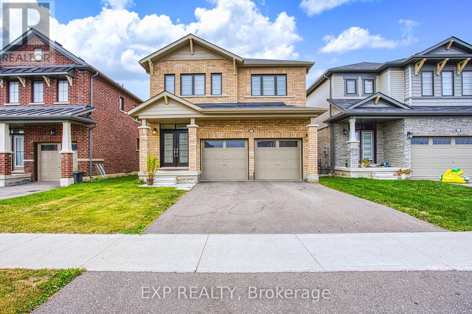 12 MIDHURST HEIGHTS, Hamilton, Ontario