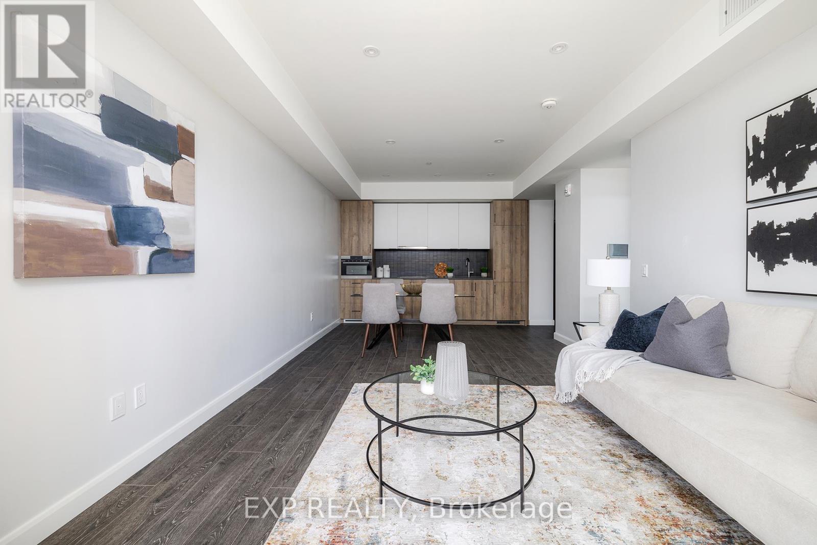 408 - 741 King Street W, Kitchener, Ontario  N2G 0E9 - Photo 3 - X12421408