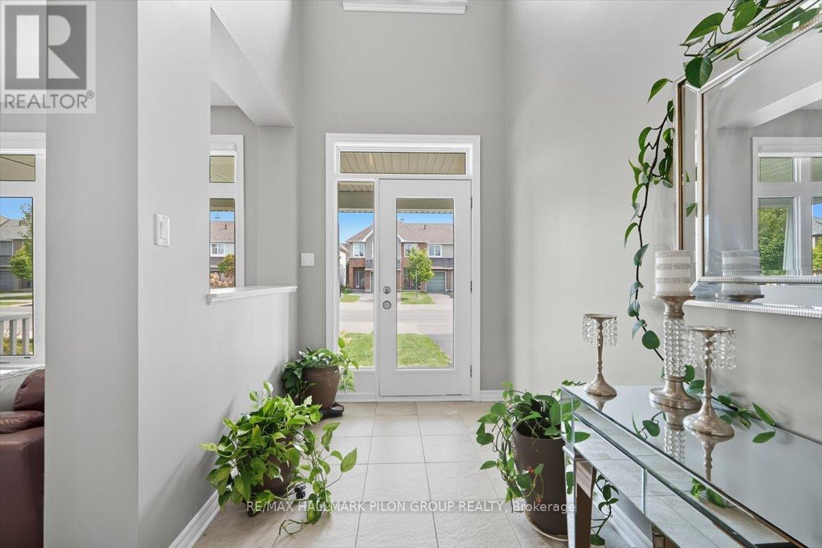 502 Strasbourg Street, Ottawa, Ontario  K4A 0M7 - Photo 12 - X12399253