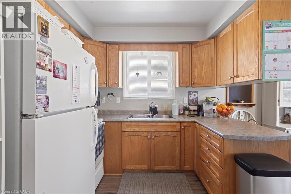 179 Vancouver Street, London, Ontario  N5W 4R5 - Photo 6 - 40772826