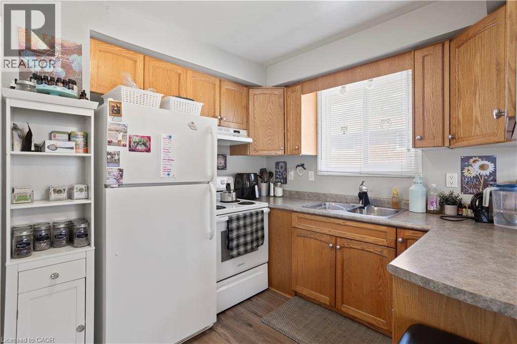 179 Vancouver Street, London, Ontario  N5W 4R5 - Photo 8 - 40772826