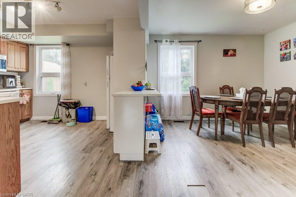 241 Neilson Avenue, Waterloo, Ontario  N2J 2M2 - Photo 7 - 40772777