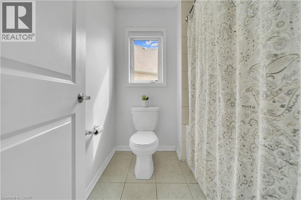 237 Kinsman Drive, Binbrook, Ontario  L0R 1C0 - Photo 29 - 40772760