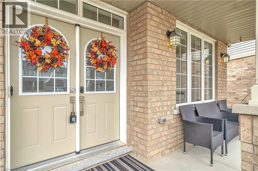 237 Kinsman Drive, Binbrook, Ontario  L0R 1C0 - Photo 4 - 40772760