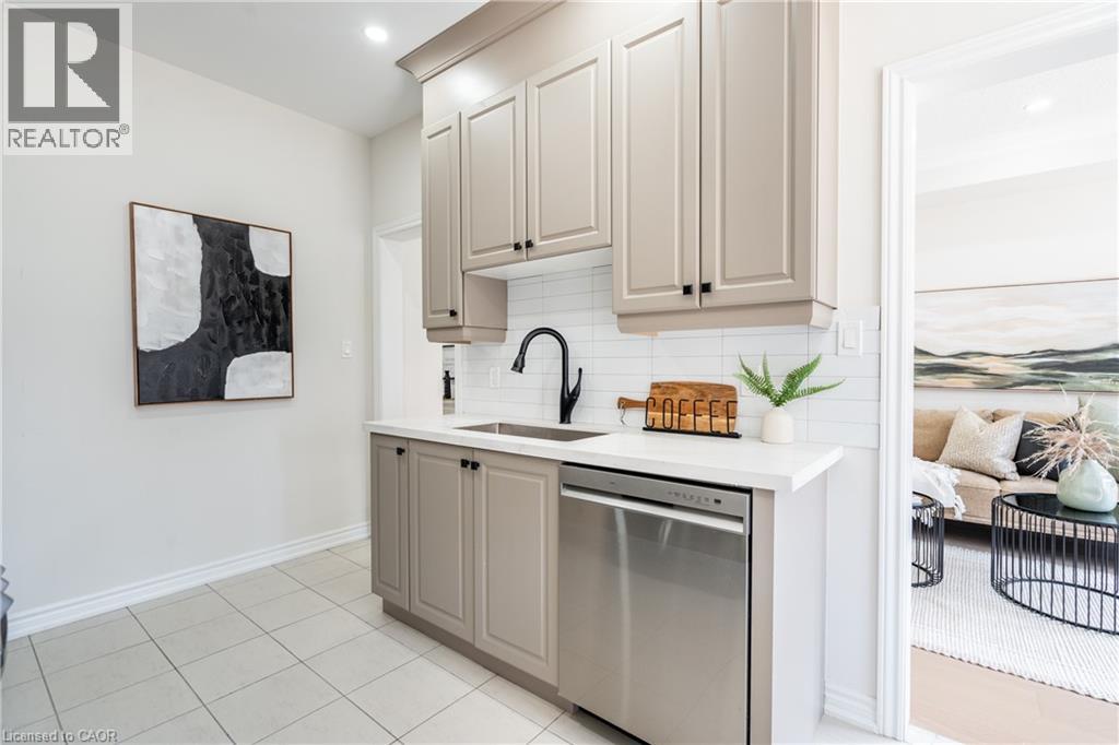 99 Baker Street, Thorold, Ontario  L2V 3P4 - Photo 7 - 40772737