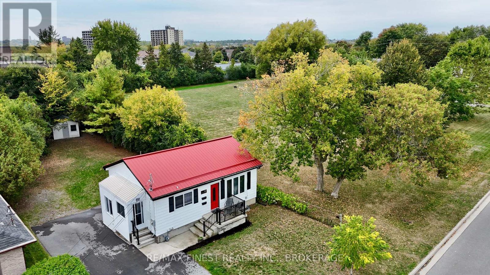42 Drennan Street, Kingston, Ontario  K7K 2S1 - Photo 1 - X12421515