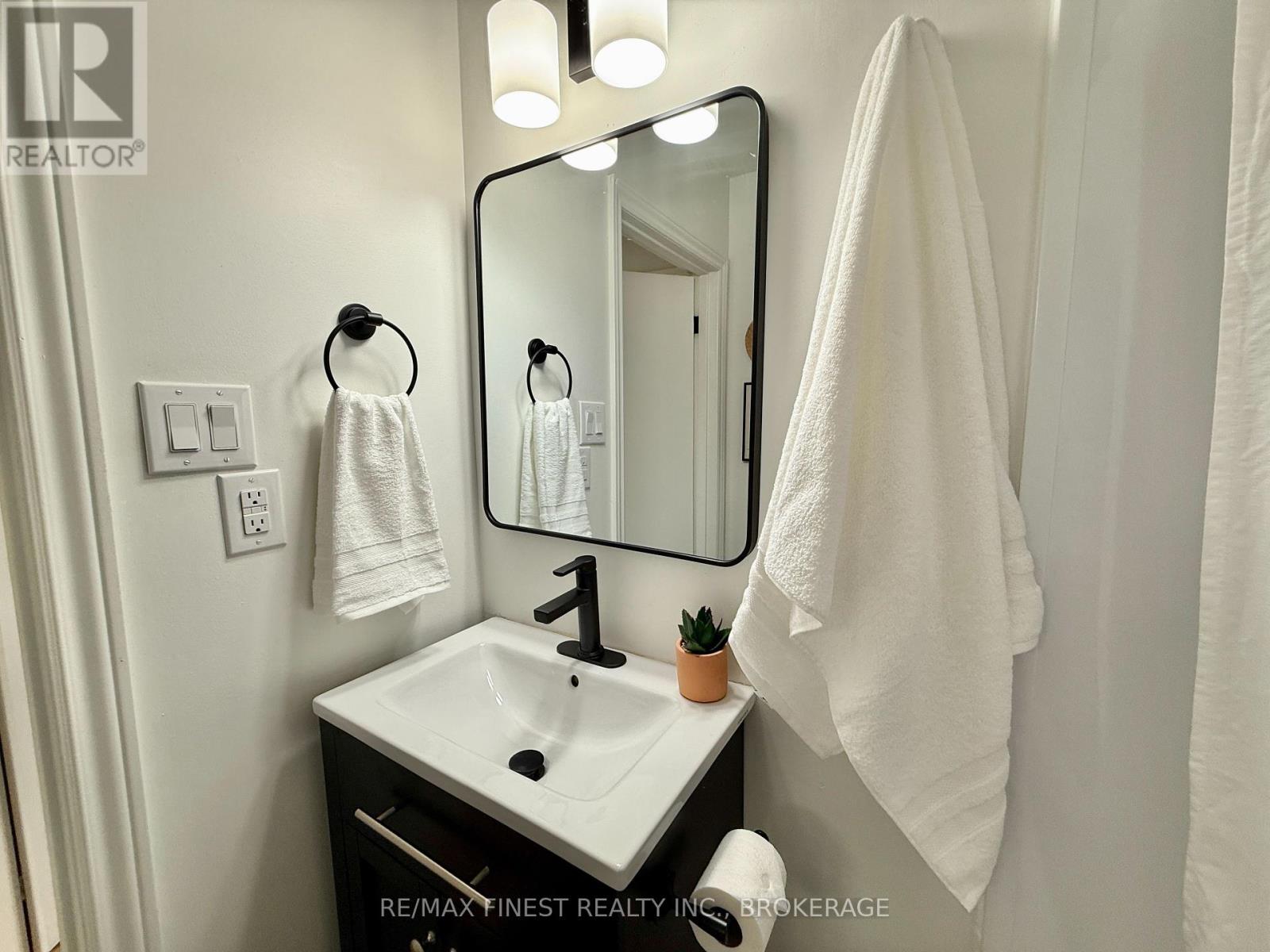 42 Drennan Street, Kingston, Ontario  K7K 2S1 - Photo 21 - X12421515