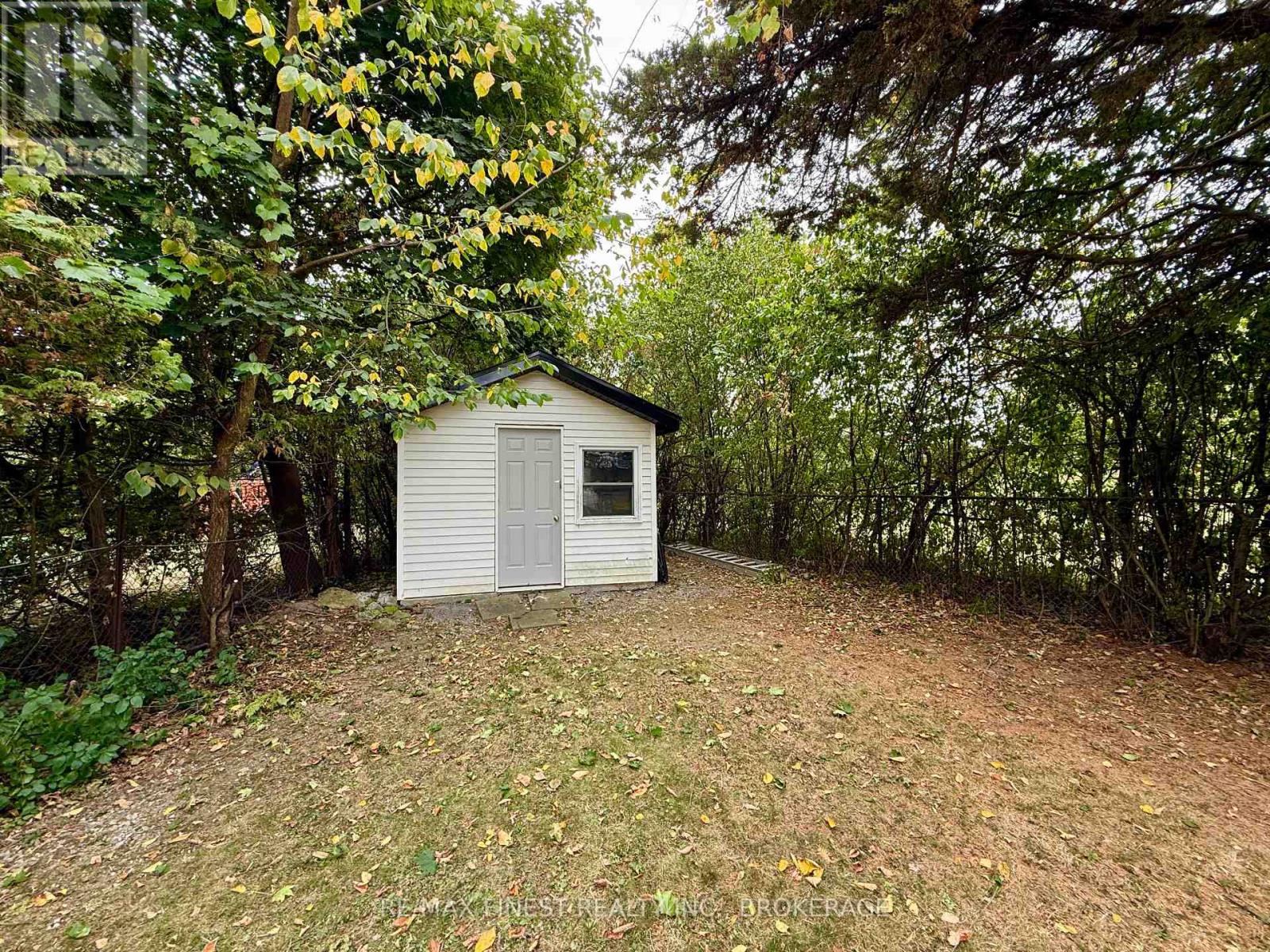 42 Drennan Street, Kingston, Ontario  K7K 2S1 - Photo 34 - X12421515