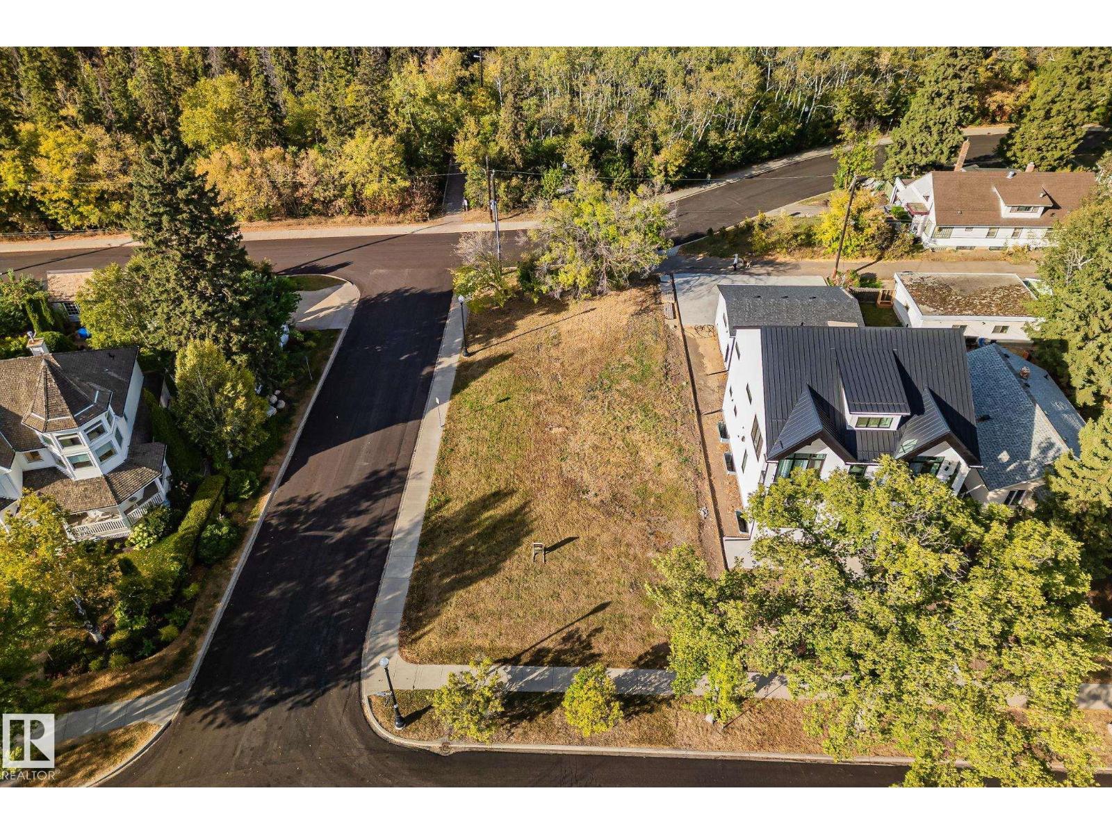 7780 Jasper Av Nw, Edmonton, Alberta  T5H 3R8 - Photo 7 - E4458552