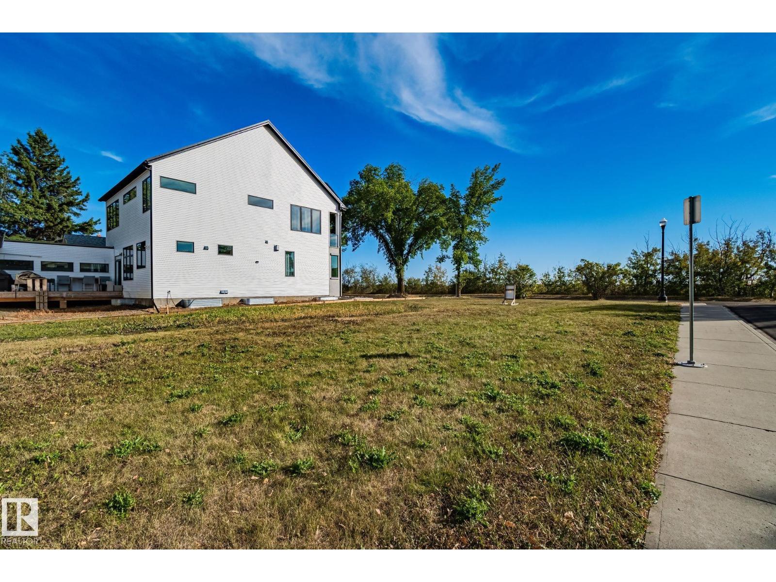 7780 Jasper Av Nw, Edmonton, Alberta  T5H 3R8 - Photo 19 - E4458552