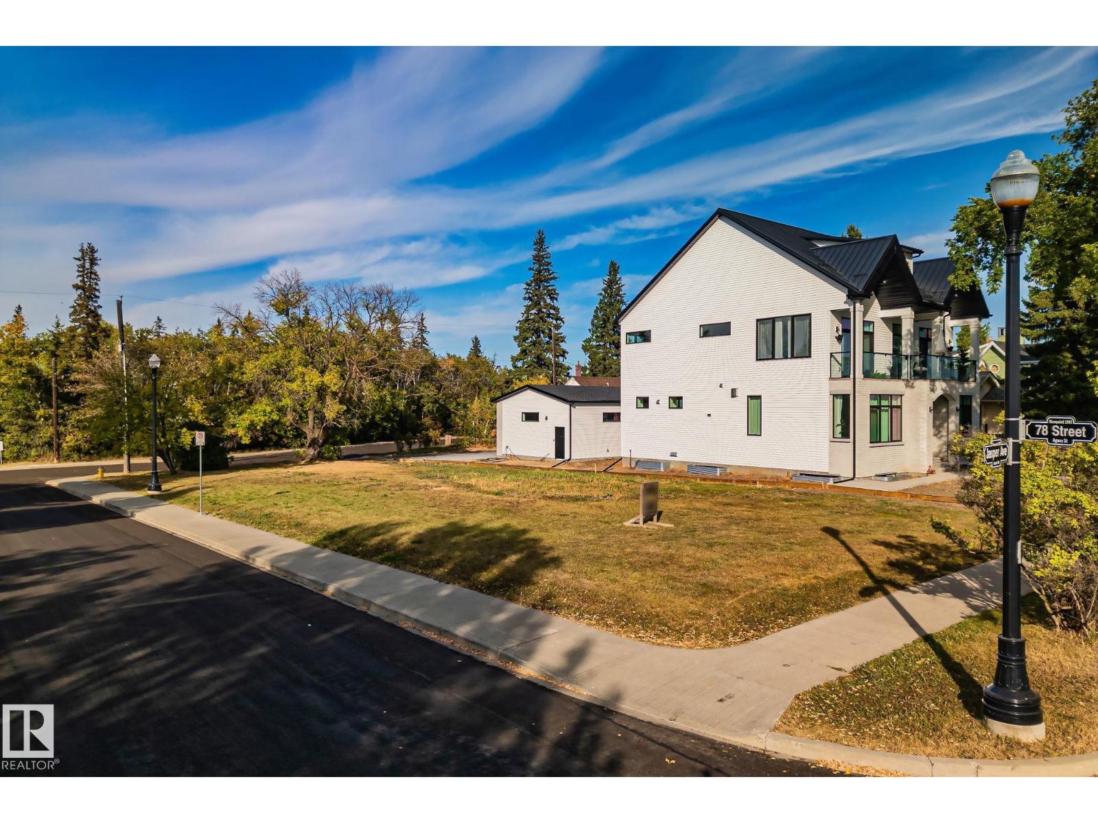 7780 Jasper Av Nw, Edmonton, Alberta  T5H 3R8 - Photo 32 - E4458552