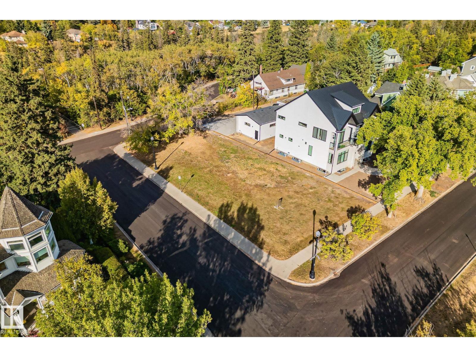 7780 Jasper Av Nw, Edmonton, Alberta  T5H 3R8 - Photo 36 - E4458552