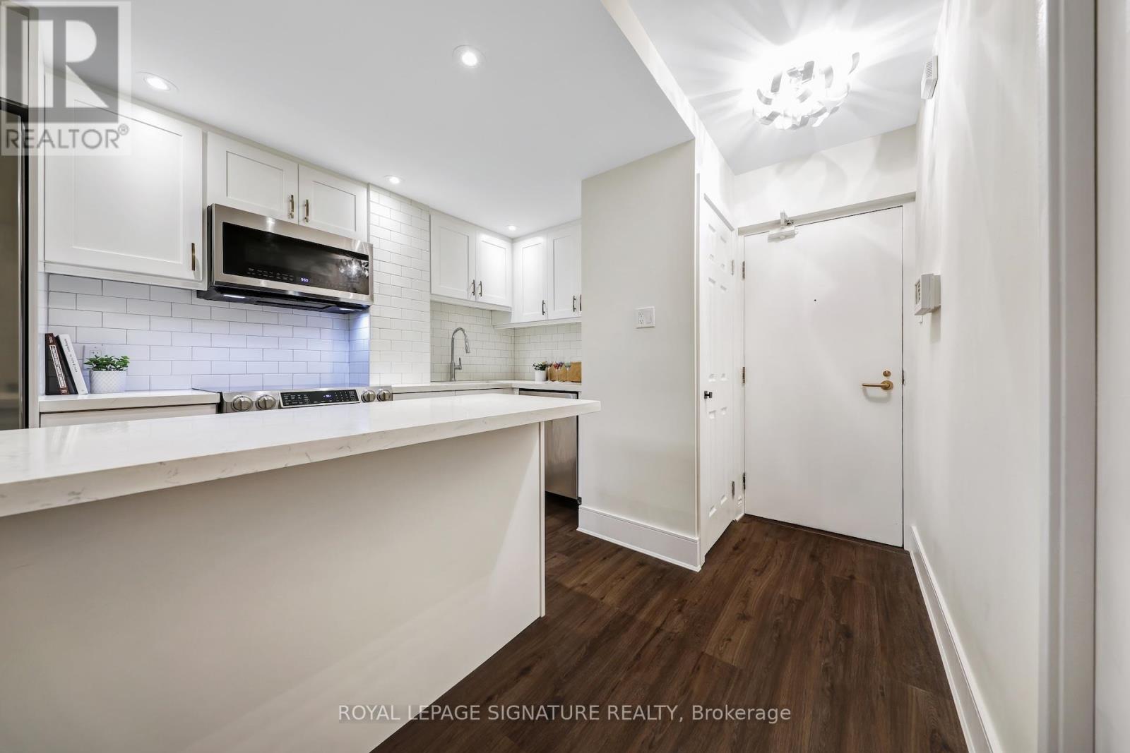 310 - 88 Charles Street E, Toronto, Ontario  M4Y 2W7 - Photo 3 - C12386041