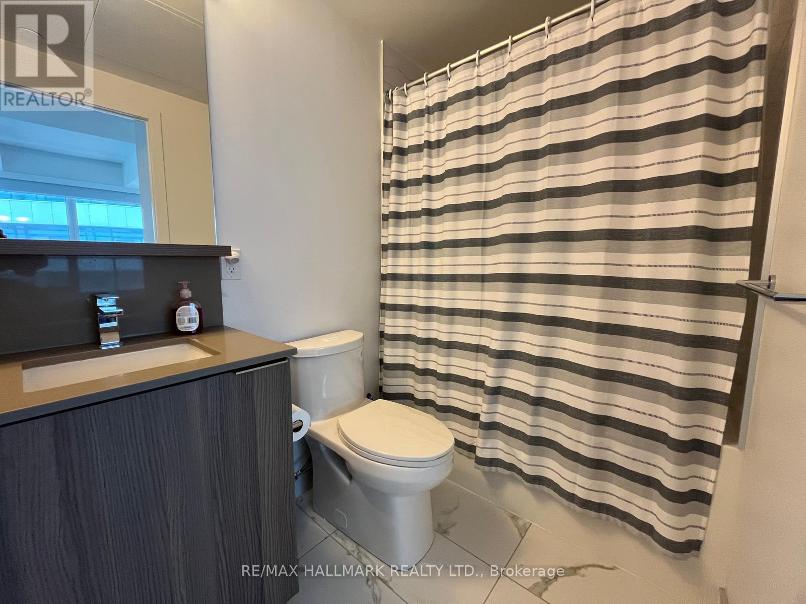 4003 - 85 Wood Street, Toronto, Ontario  M4Y 0E8 - Photo 16 - C12421448