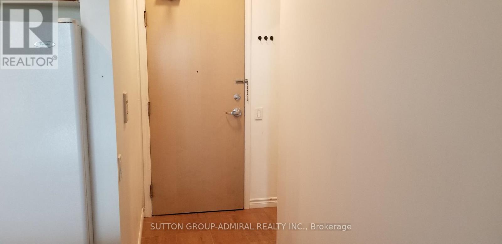 906 - 60 Byng Avenue, Toronto, Ontario  M2N 7K3 - Photo 5 - C12421490