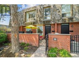 2 - 69 UPPER CANADA DRIVE, Toronto, Ontario