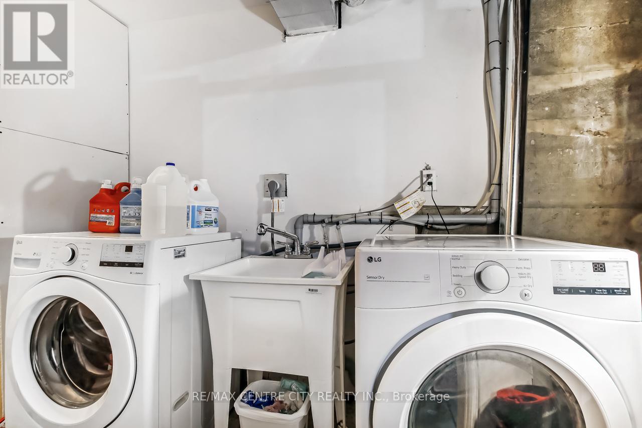 483 George Street, Central Elgin (Port Stanley), Ontario  N5L 1H1 - Photo 32 - X12421544