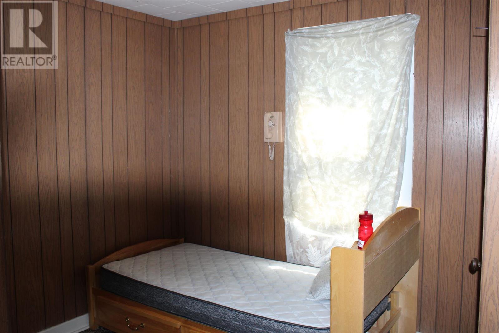 811 Isabella St E, Thunder Bay, Ontario  P7E 5B3 - Photo 16 - TB252720