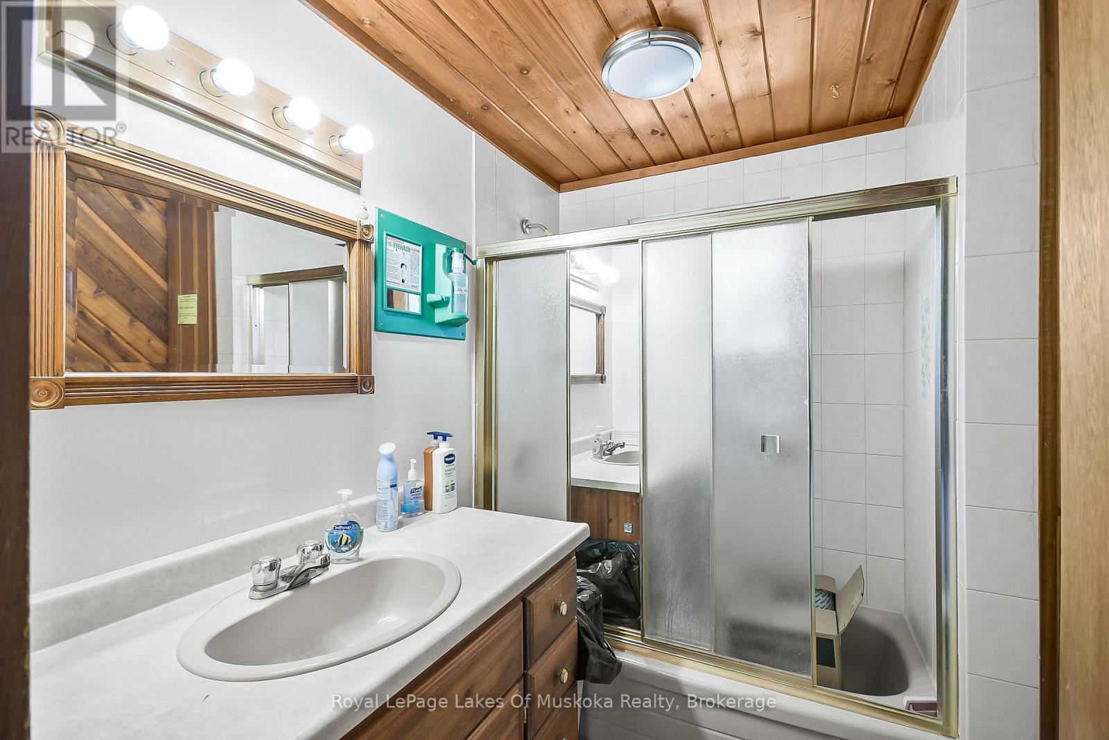 1008 South Monck Drive, Bracebridge, Ontario  P1L 1W8 - Photo 26 - X12421602