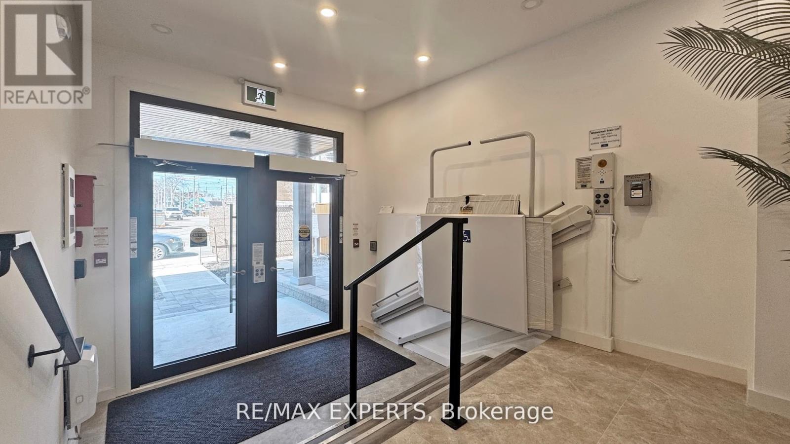 104 - 45 Connaught Avenue, Toronto, Ontario  M4L 2V8 - Photo 19 - E12421435