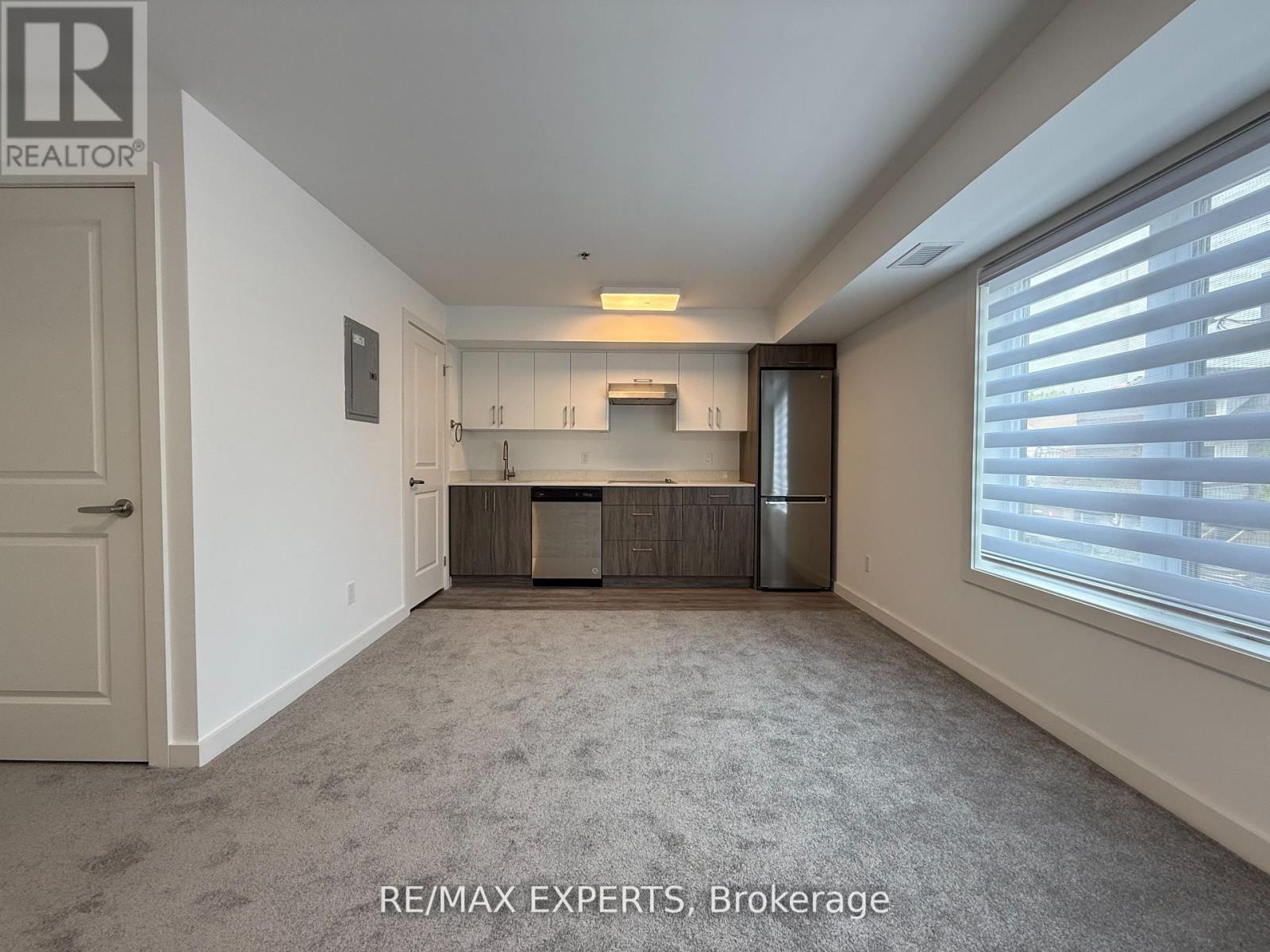204 - 45 CONNAUGHT AVENUE, Toronto, Ontario