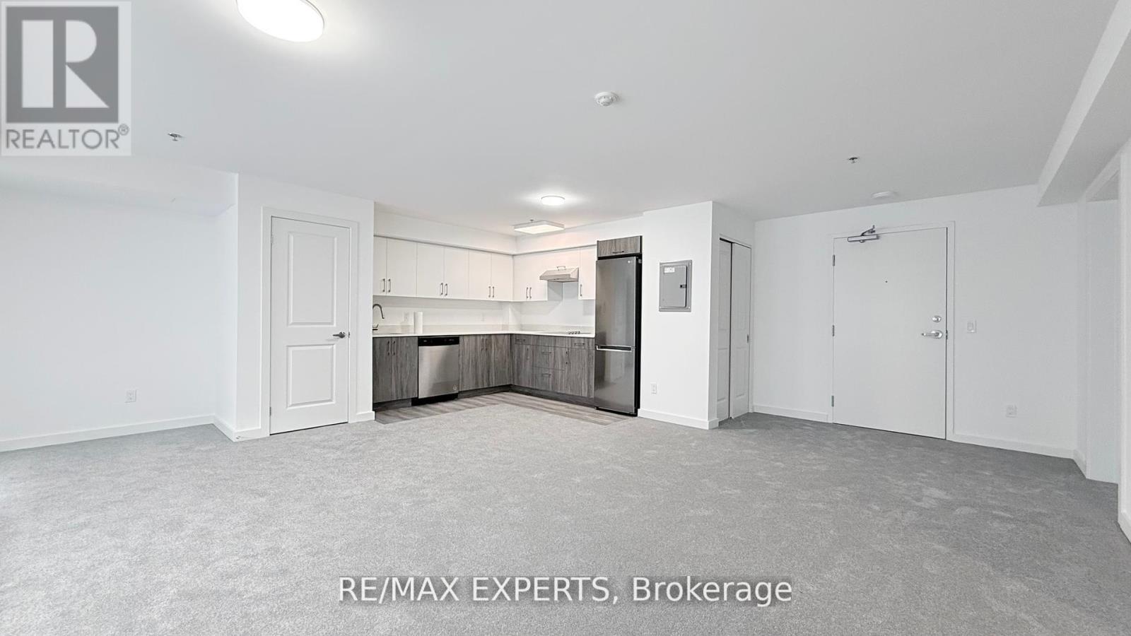302 - 45 CONNAUGHT AVENUE, Toronto, Ontario