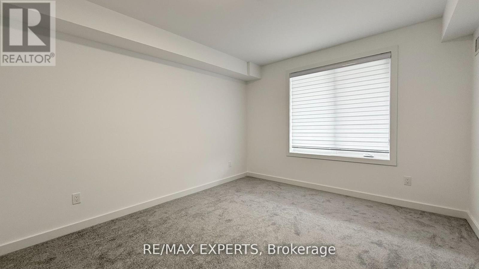 302 - 45 Connaught Avenue, Toronto, Ontario  M4L 2V8 - Photo 5 - E12421449