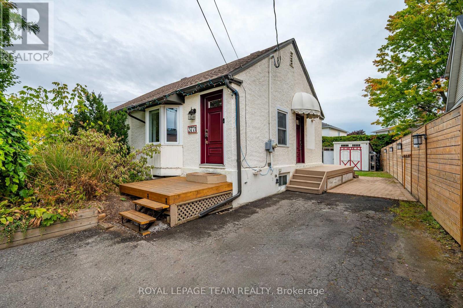 3771 Albion Road S, Ottawa, Ontario  K1T 1A6 - Photo 2 - X12420383