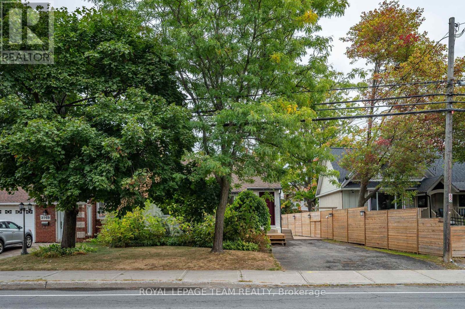 3771 Albion Road S, Ottawa, Ontario  K1T 1A6 - Photo 3 - X12420383