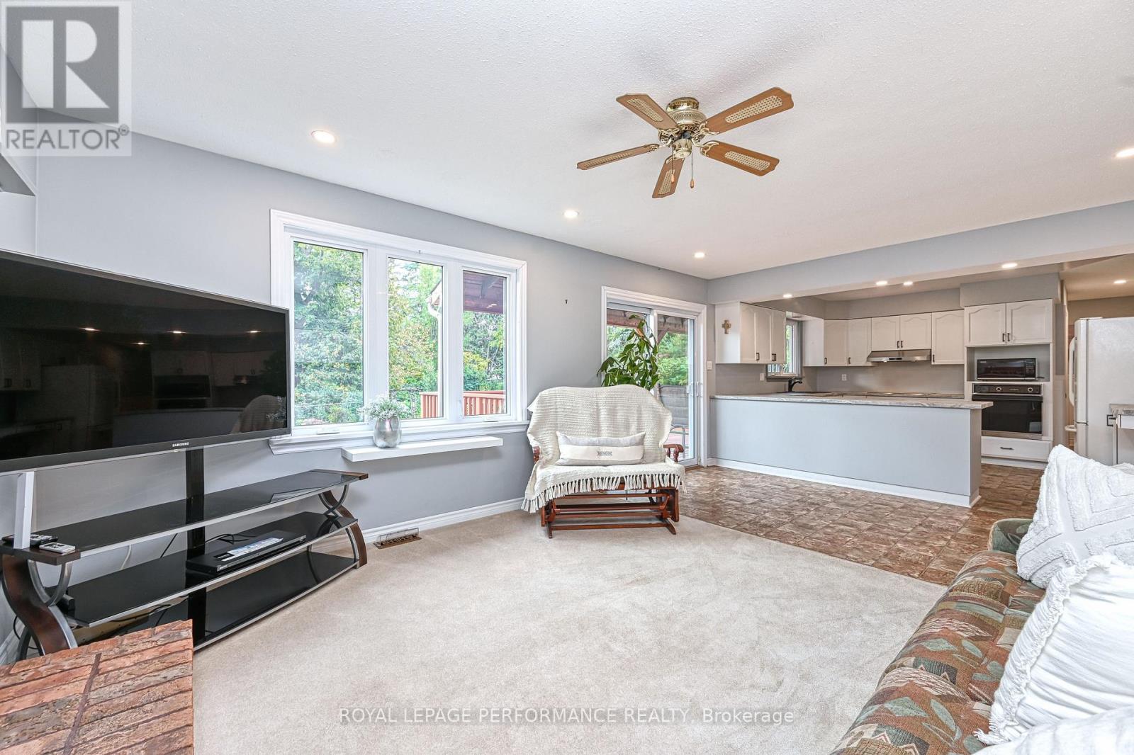 1524 Blue Rock Avenue, Ottawa, Ontario  K0A 2E0 - Photo 13 - X12421568