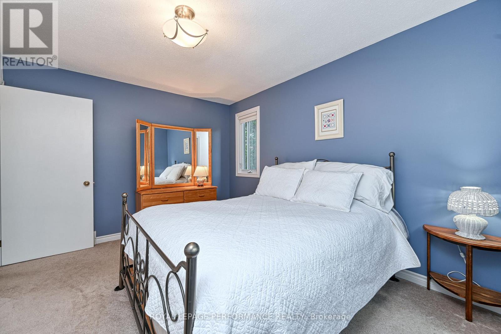1524 Blue Rock Avenue, Ottawa, Ontario  K0A 2E0 - Photo 20 - X12421568