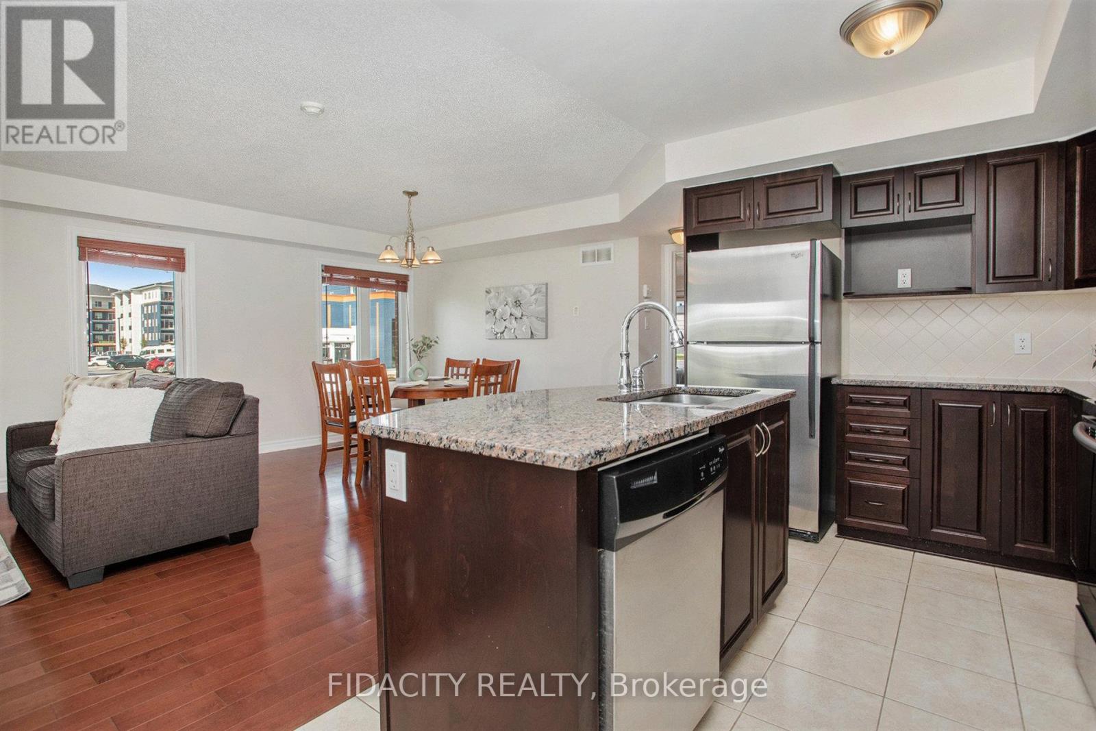 4 - 215 Bluestone Private, Ottawa, Ontario  K4A 0X7 - Photo 10 - X12421612
