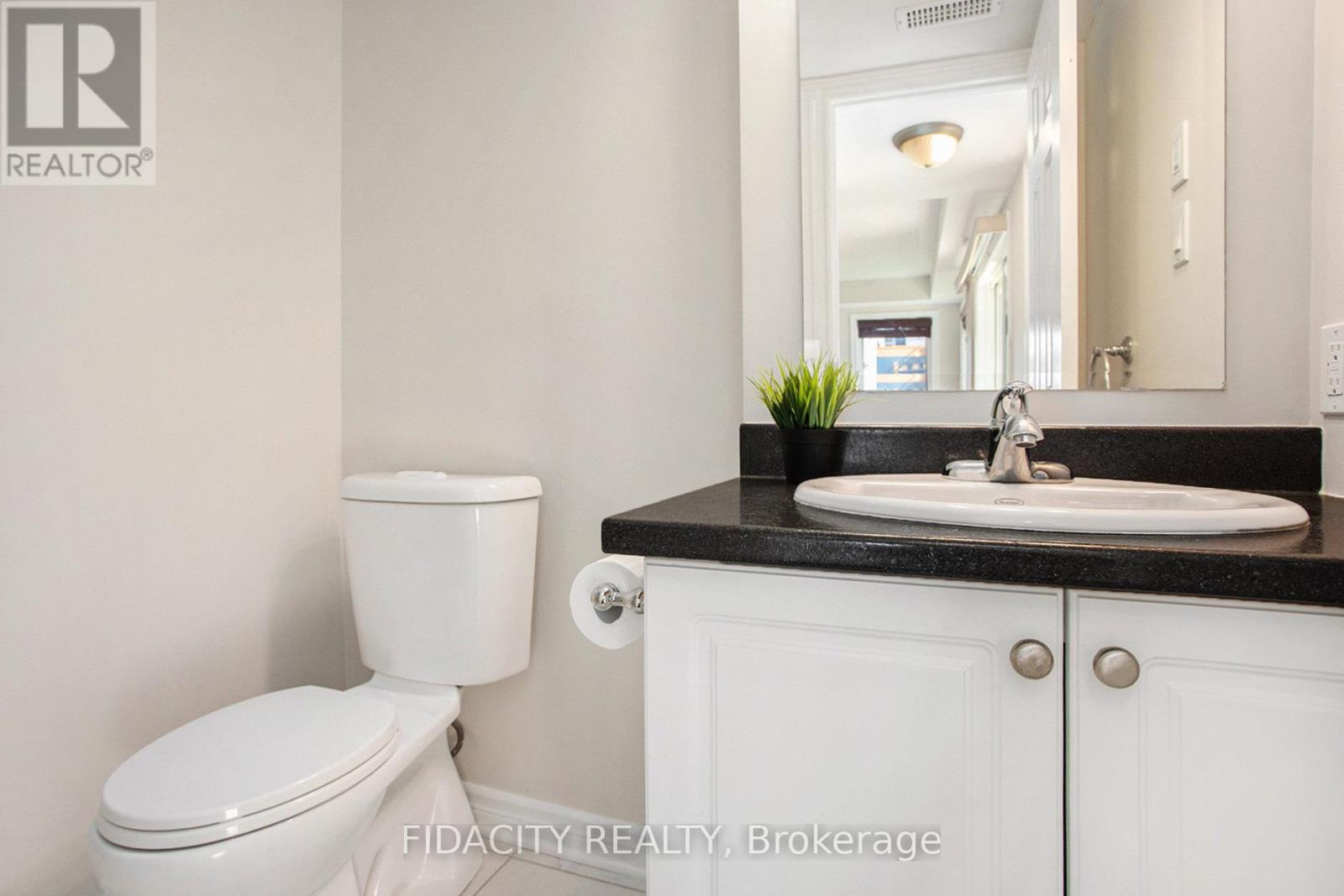 4 - 215 Bluestone Private, Ottawa, Ontario  K4A 0X7 - Photo 17 - X12421612