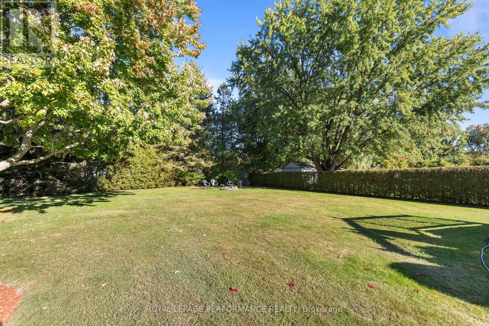 122 Maple Grove Street, Russell, Ontario  K0A 1W0 - Photo 10 - X12421629