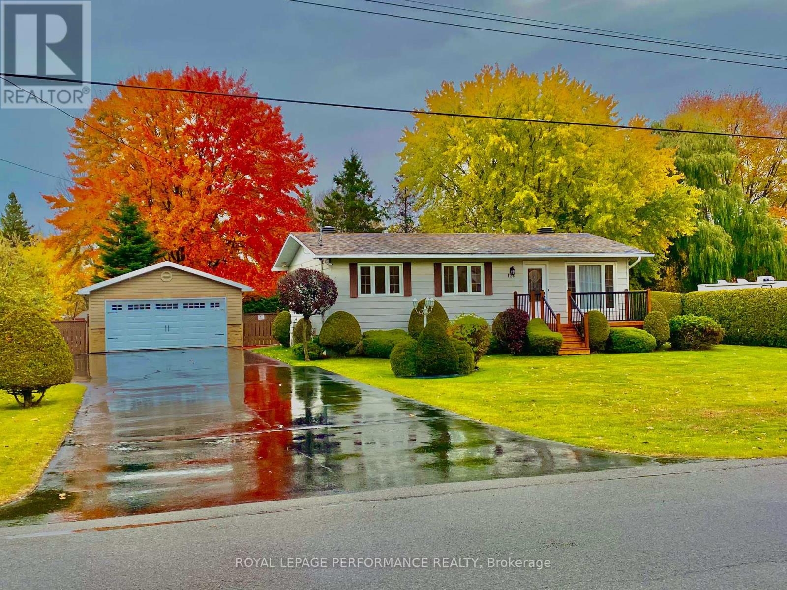 122 Maple Grove Street, Russell, Ontario  K0A 1W0 - Photo 12 - X12421629