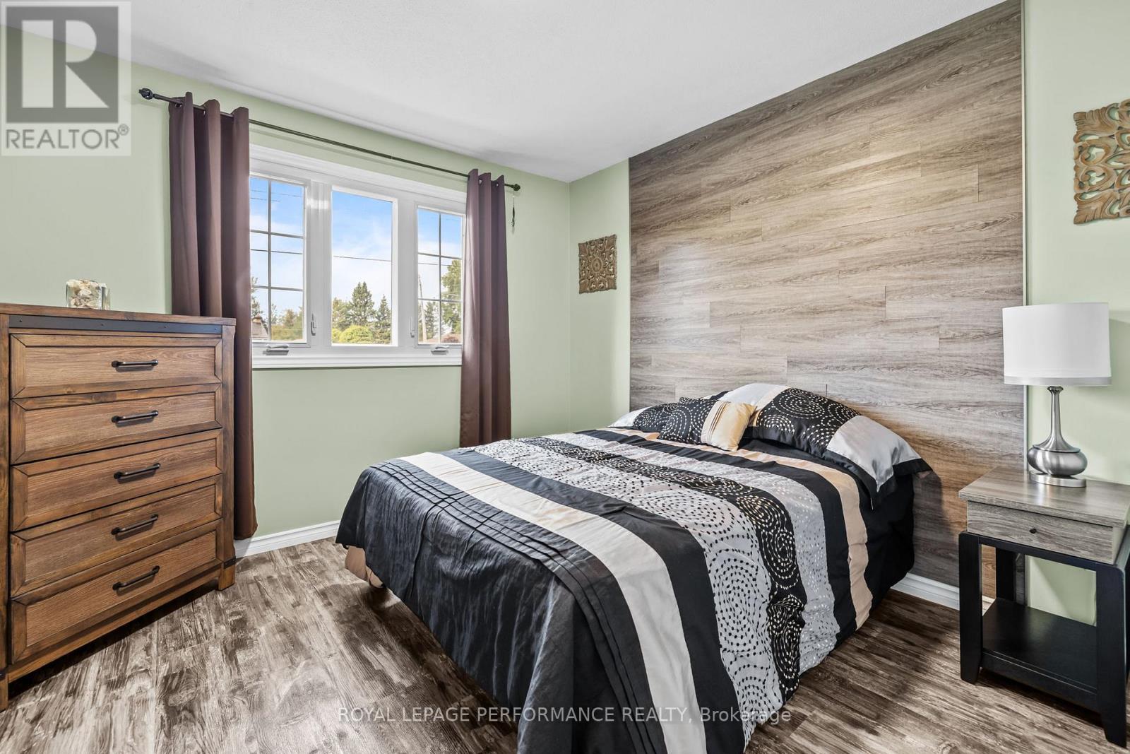 122 Maple Grove Street, Russell, Ontario  K0A 1W0 - Photo 32 - X12421629