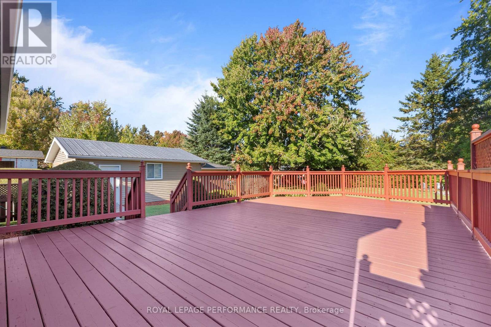 122 Maple Grove Street, Russell, Ontario  K0A 1W0 - Photo 7 - X12421629