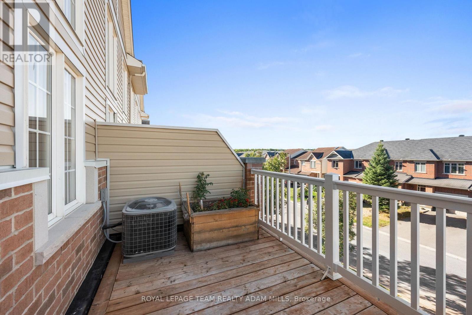 24 - 103 Eye Bright Crescent, Ottawa, Ontario  K1V 2K6 - Photo 32 - X12421630