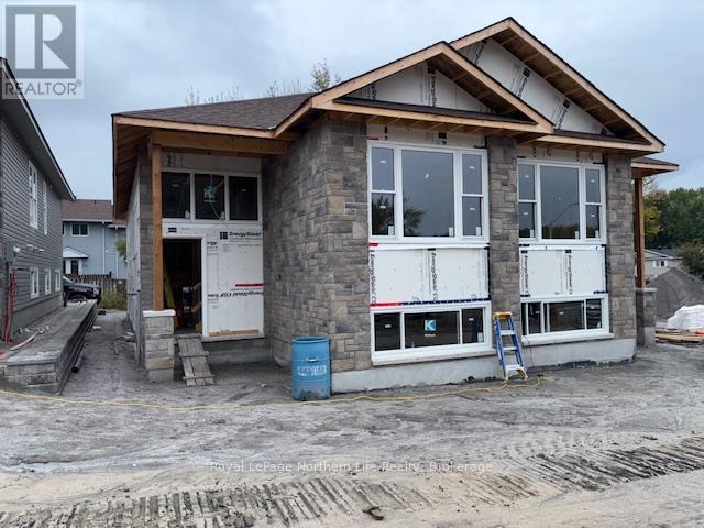12 Meadow Wood Court, North Bay, Ontario  P1A 4L5 - Photo 1 - X12421613
