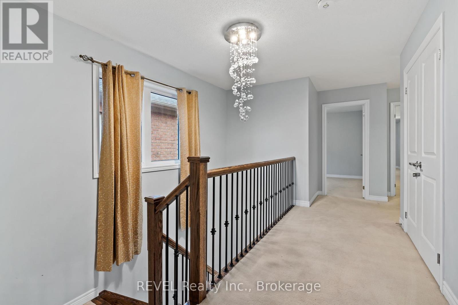 32 Sparkle Drive, Thorold, Ontario  L2V 0H2 - Photo 16 - X12421556