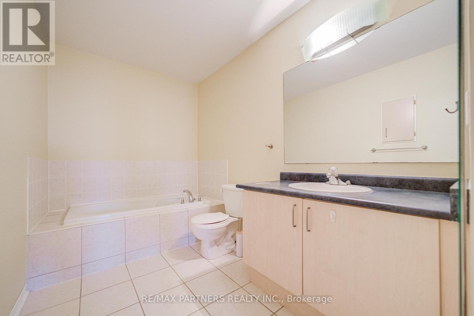 496 The Bridle Walk, Markham (Berczy), Ontario  L6C 2Y3 - Photo 26 - N12421497