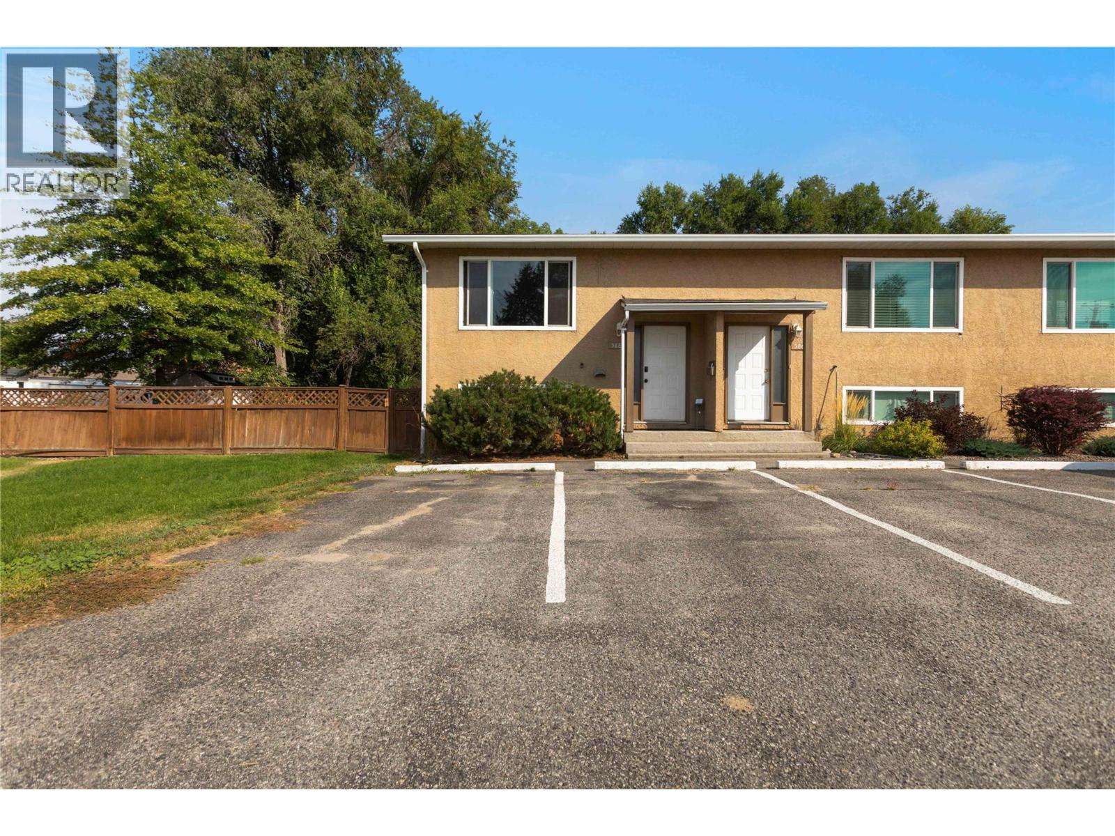 588 McCurdy Road, Kelowna, British Columbia