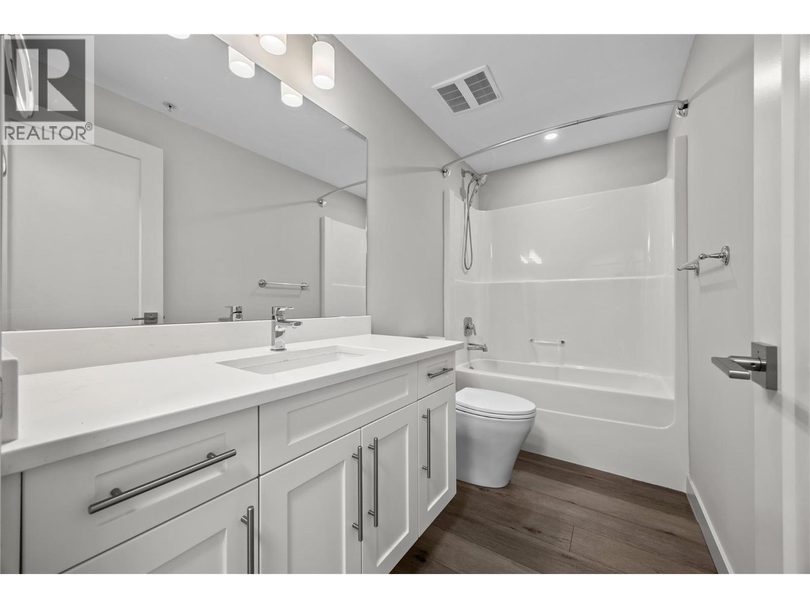 3638 Mission Springs Drive Unit# 301 Kelowna Photo 9