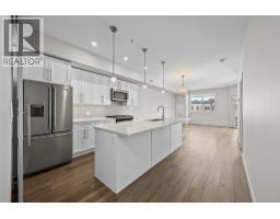 3638 Mission Springs Drive Unit# 301, kelowna, British Columbia