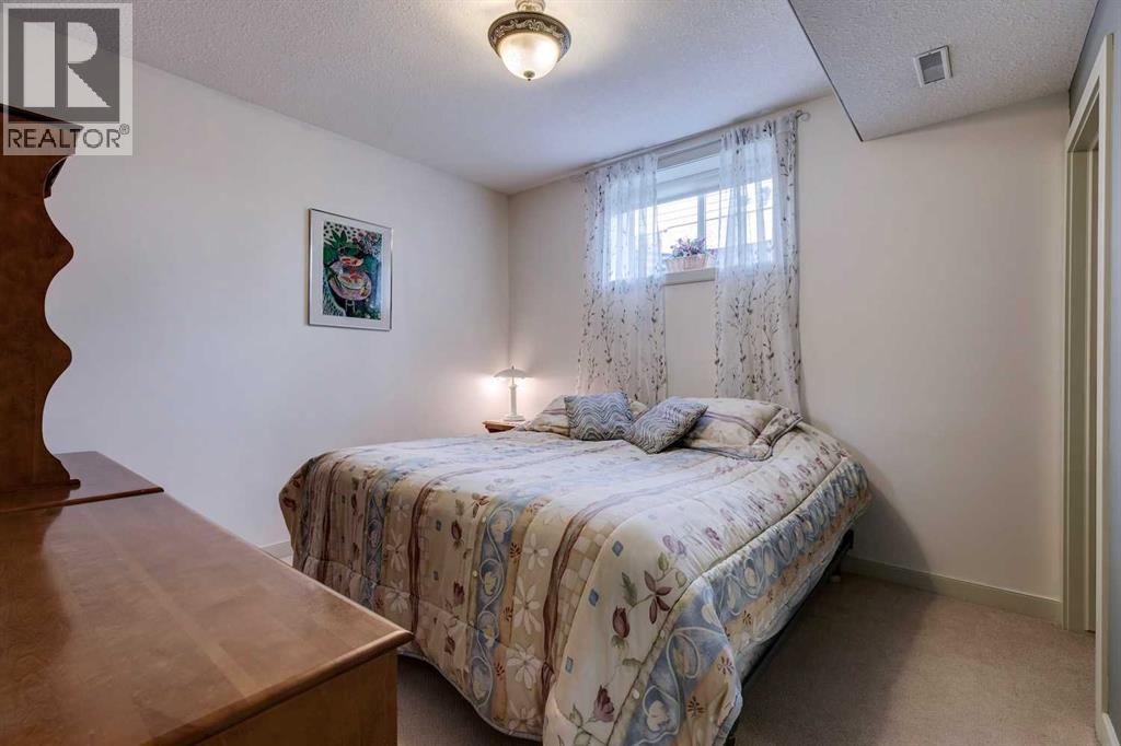 307 Crystal Green Rise, Okotoks, Alberta  T1S 2N5 - Photo 32 - A2255966