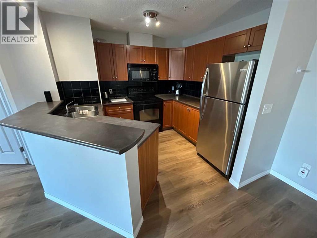 2118, 505 Railway Street W, Cochrane, Alberta