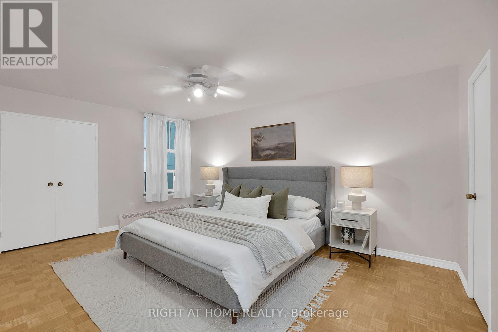 2101 - 360 Ridelle Avenue, Toronto, Ontario  M6B 1K1 - Photo 10 - W12421433