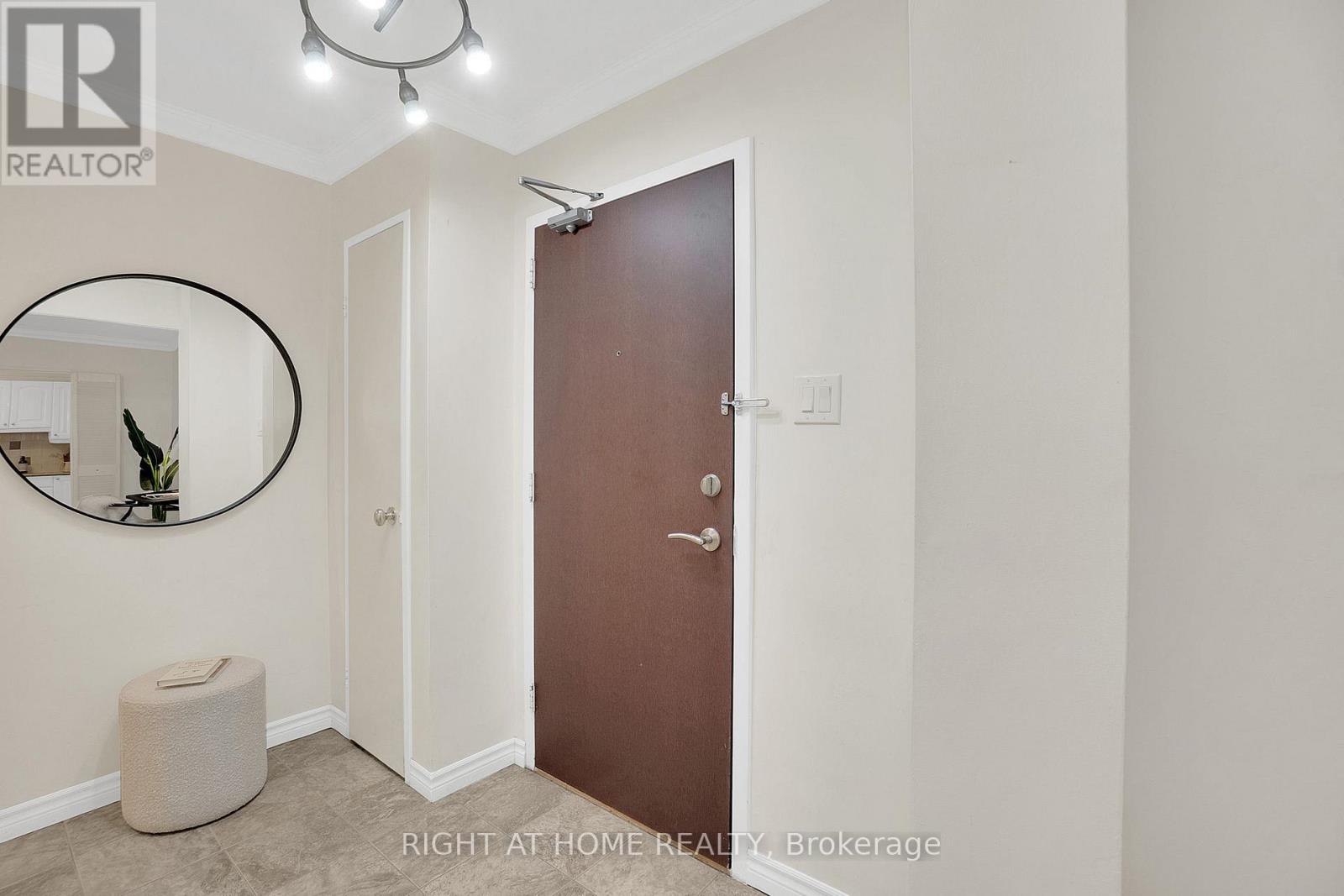 2101 - 360 Ridelle Avenue, Toronto, Ontario  M6B 1K1 - Photo 12 - W12421433