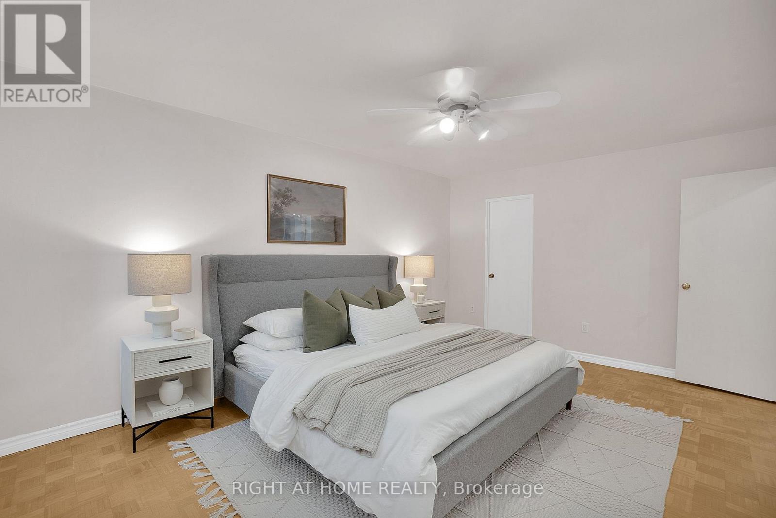 2101 - 360 Ridelle Avenue, Toronto, Ontario  M6B 1K1 - Photo 9 - W12421433