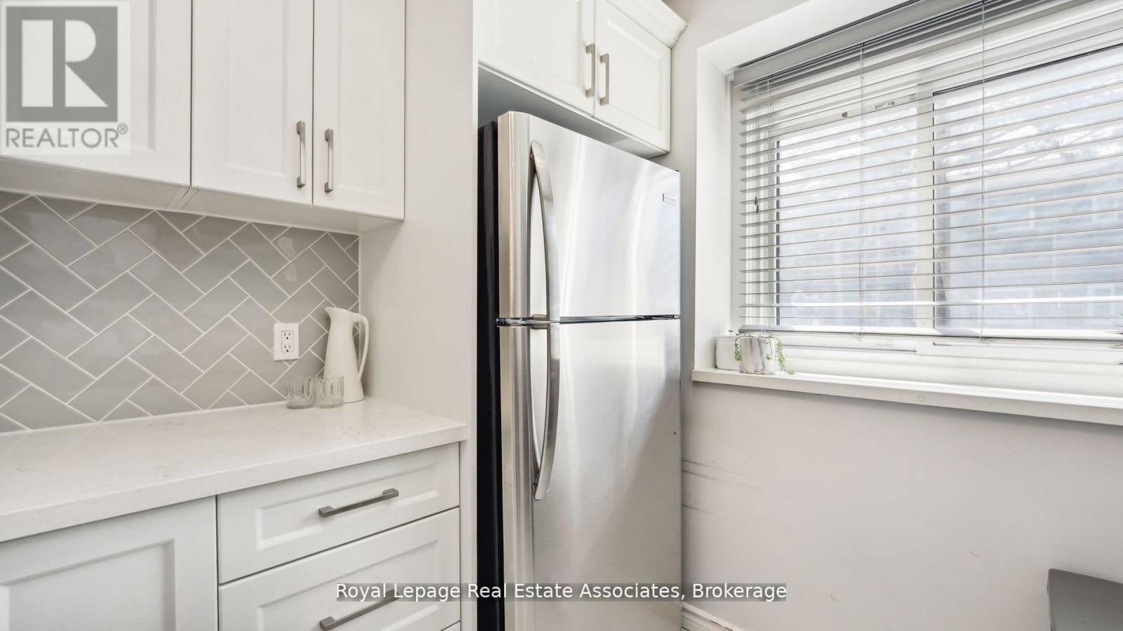 20 - 6855 Glen Erin Drive, Mississauga (Meadowvale), Ontario  L5N 1P6 - Photo 7 - W12421458